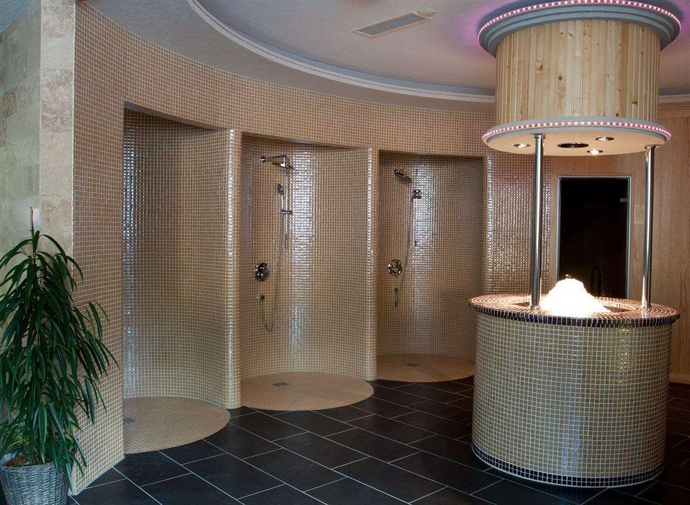 Erdospuszta Club Hotel Fenyves เดเบรตเซน ภายนอก รูปภาพ