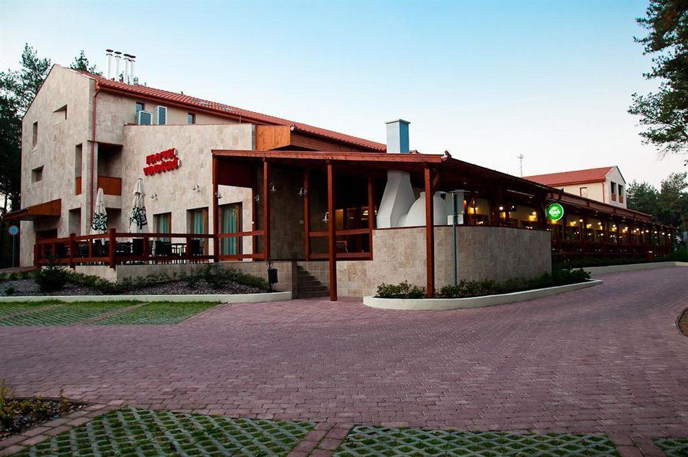 Erdospuszta Club Hotel Fenyves เดเบรตเซน ภายนอก รูปภาพ