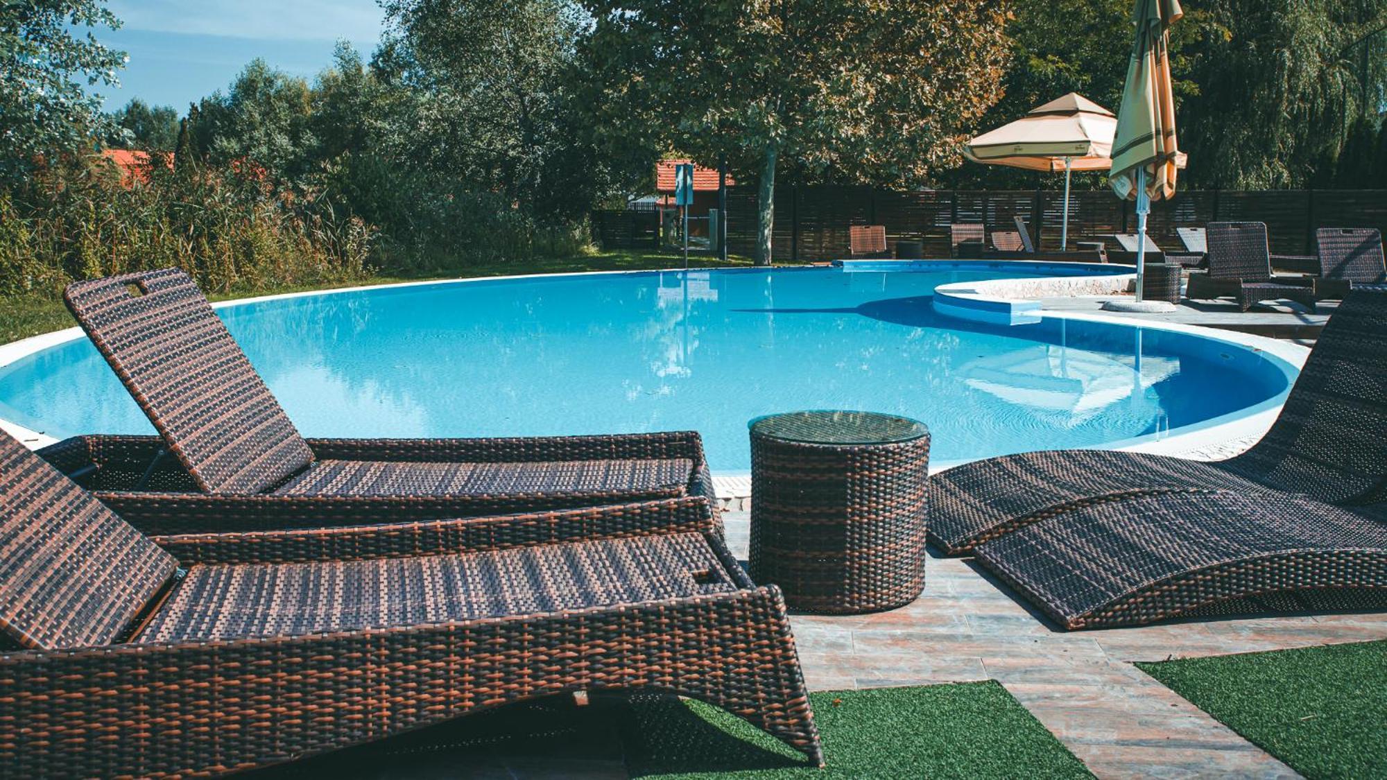 Erdospuszta Club Hotel Fenyves เดเบรตเซน ภายนอก รูปภาพ