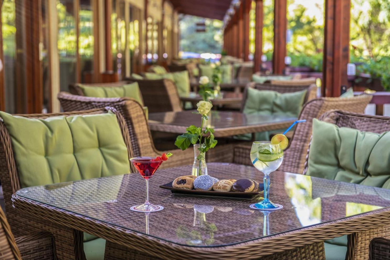 Erdospuszta Club Hotel Fenyves เดเบรตเซน ภายนอก รูปภาพ
